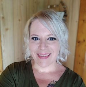 Meet your Posher, Natalie